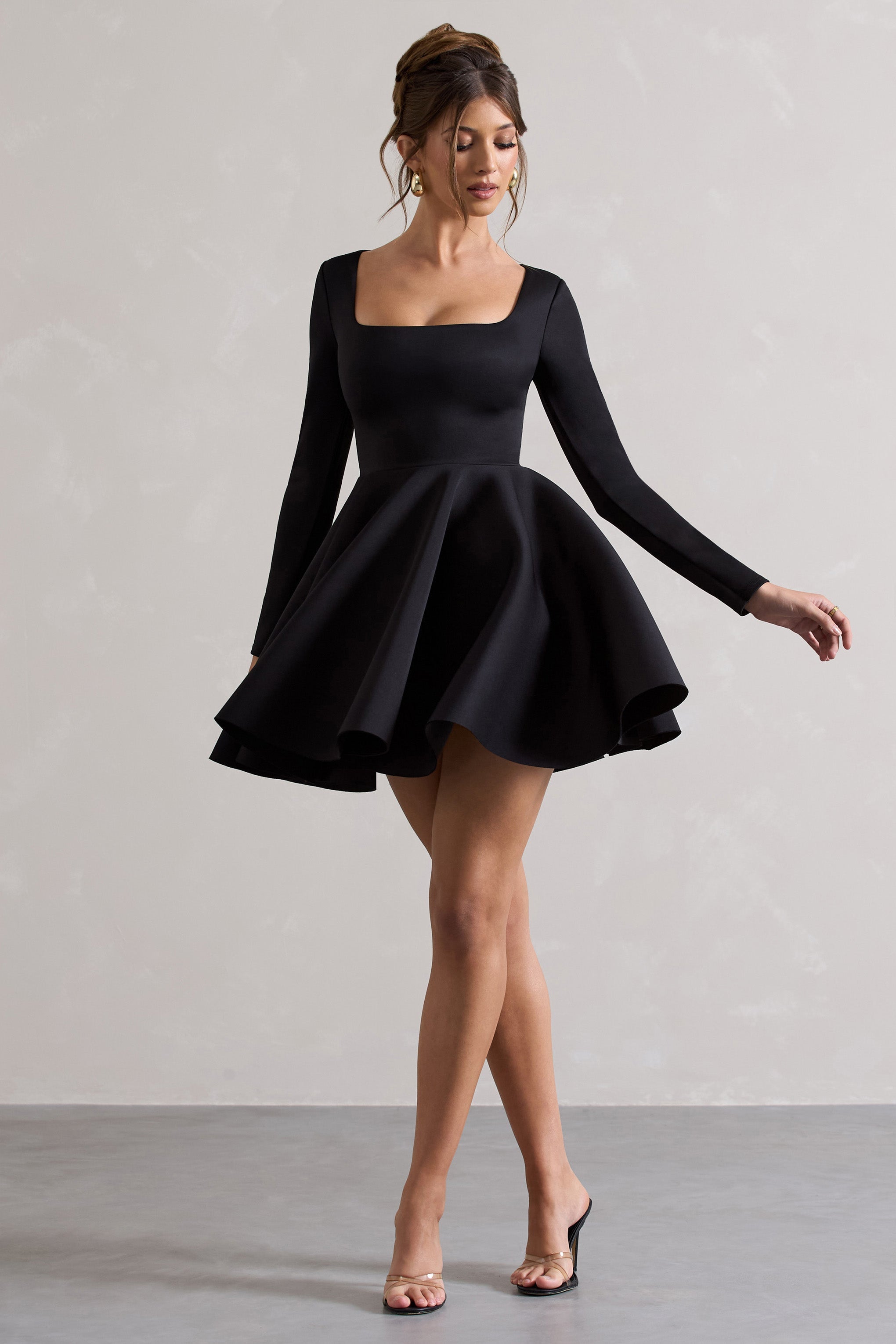 Winslet | Schwarzes Mini-Skaterkleid mit eckigem Ausschnitt