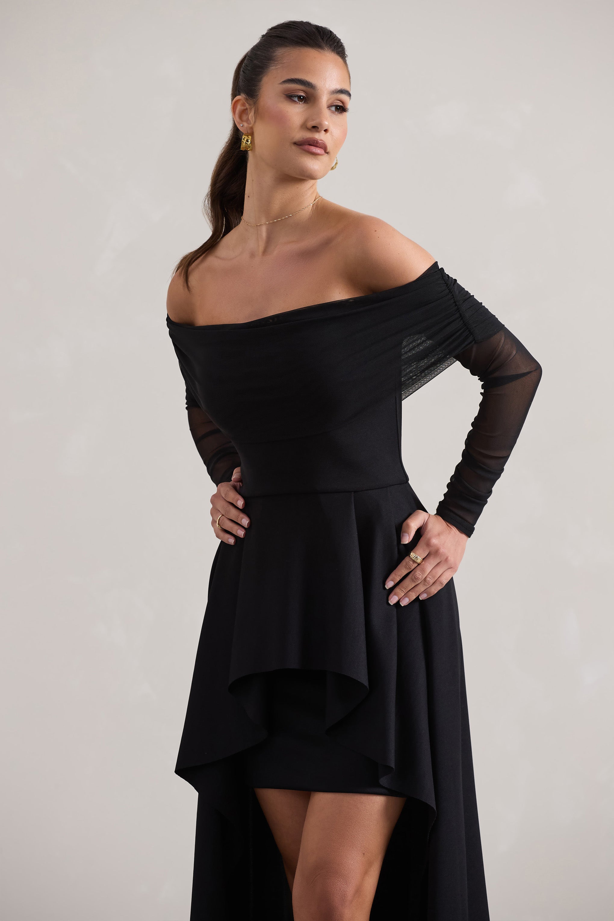 Lunara | Schwarzes Bardot High-Low Maxikleid