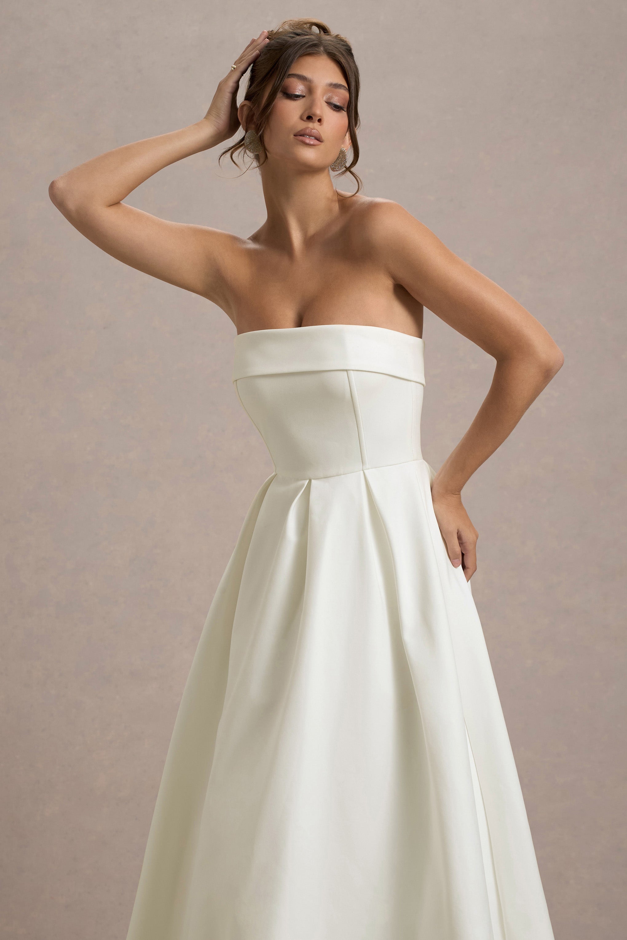 Annalise | Ecrufarbenes Bandeau-Skater-Midikleid