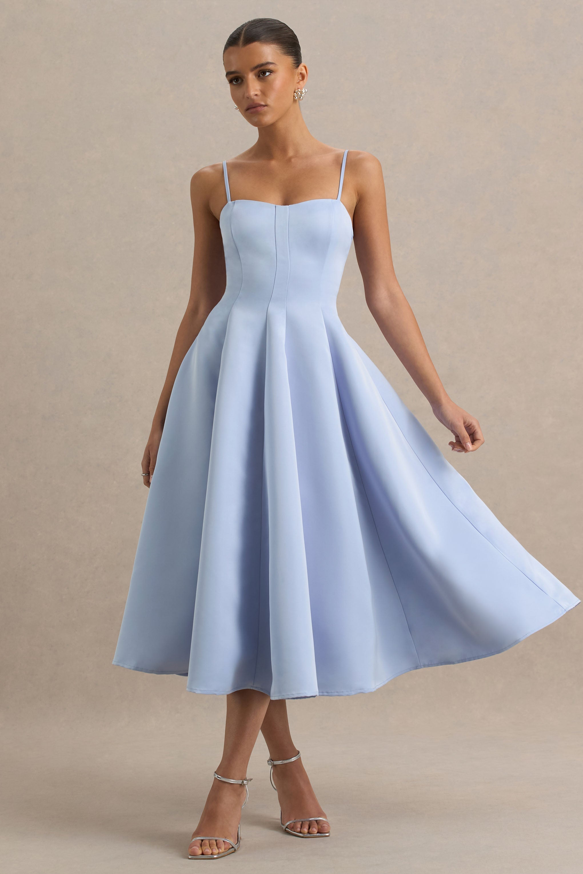 Mally | Puderblaues Sweetheart-A-Linien-Midikleid
