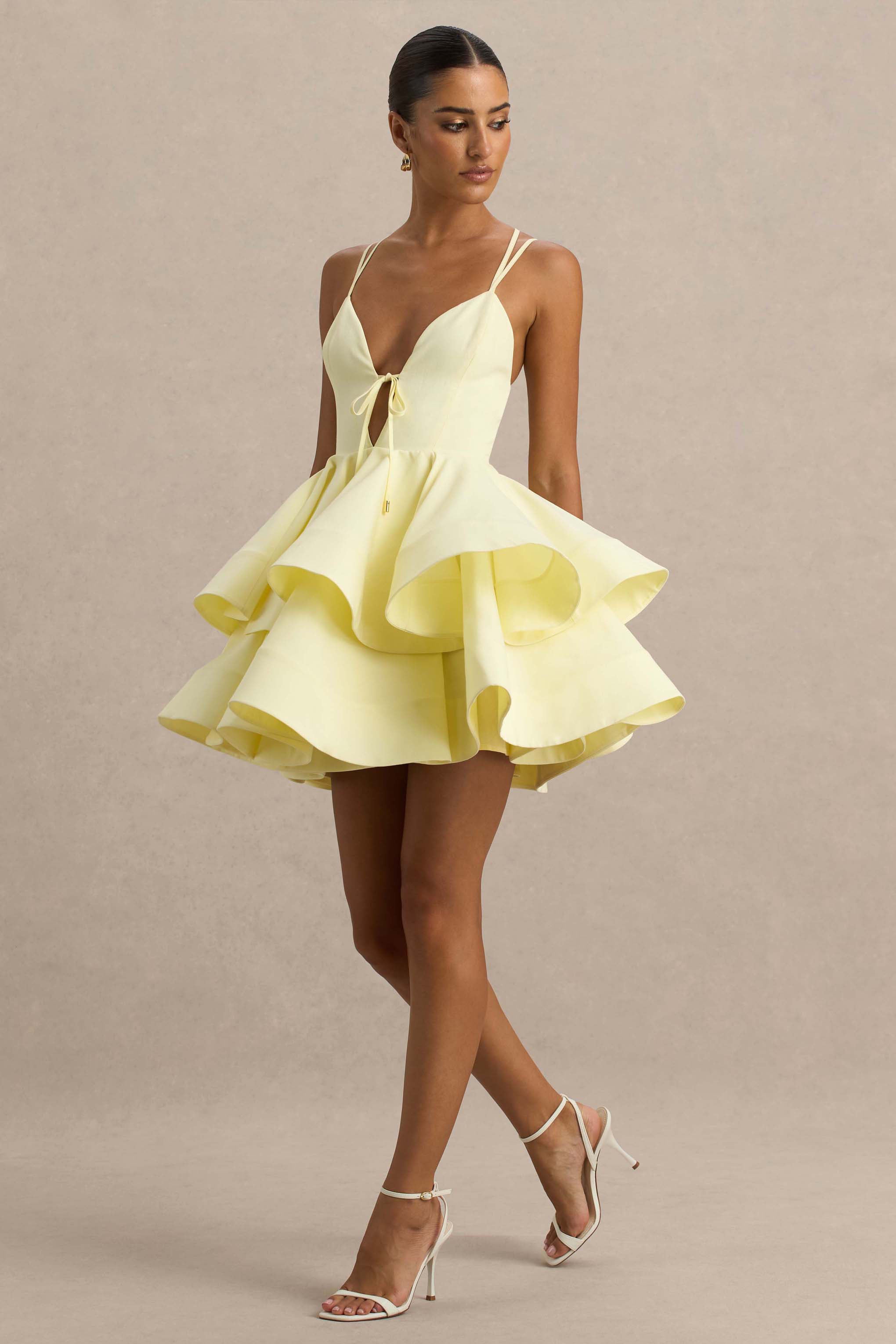 Flavia | Zitronenfarbenes Leinenkleid mit gerafftem Skater-Minirock.