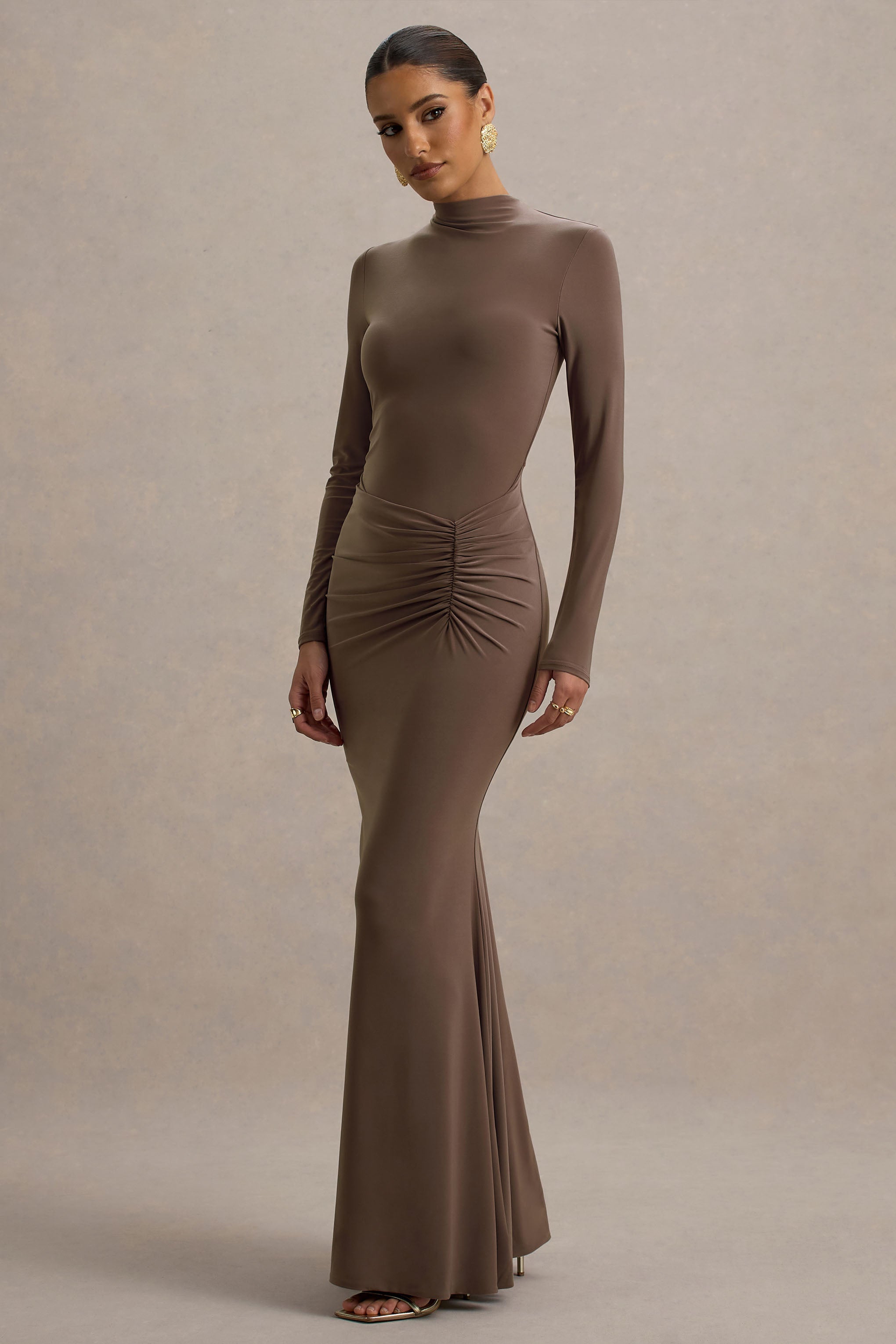 Reid | Braunes Maxikleid mit langen Ärmeln und Raffung