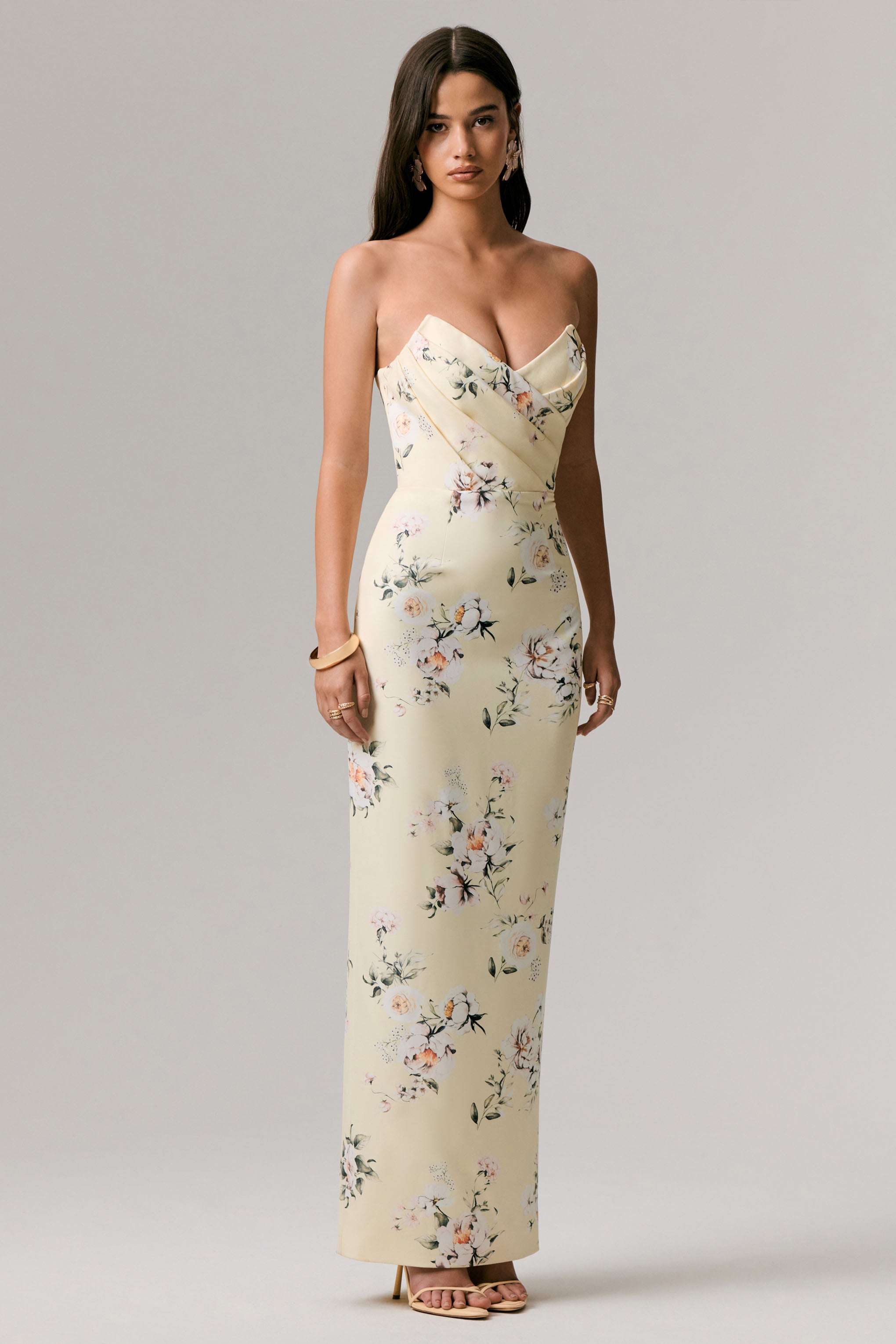 Fierce | Asymmetrisches Maxikleid mit Zitronenprint und Raffung