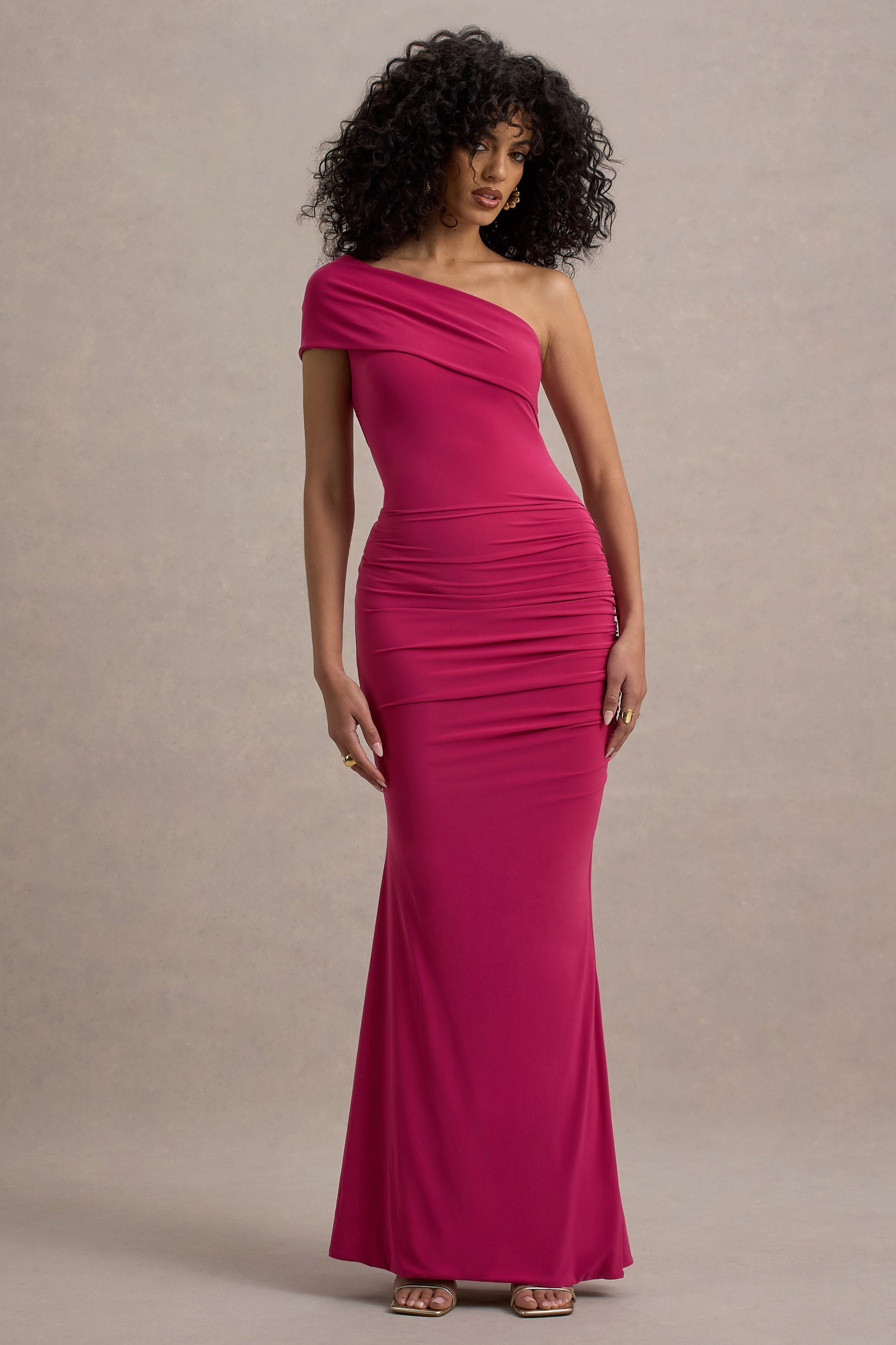 Alethea | Hot Pink asymmetrisches Bardot-Maxikleid