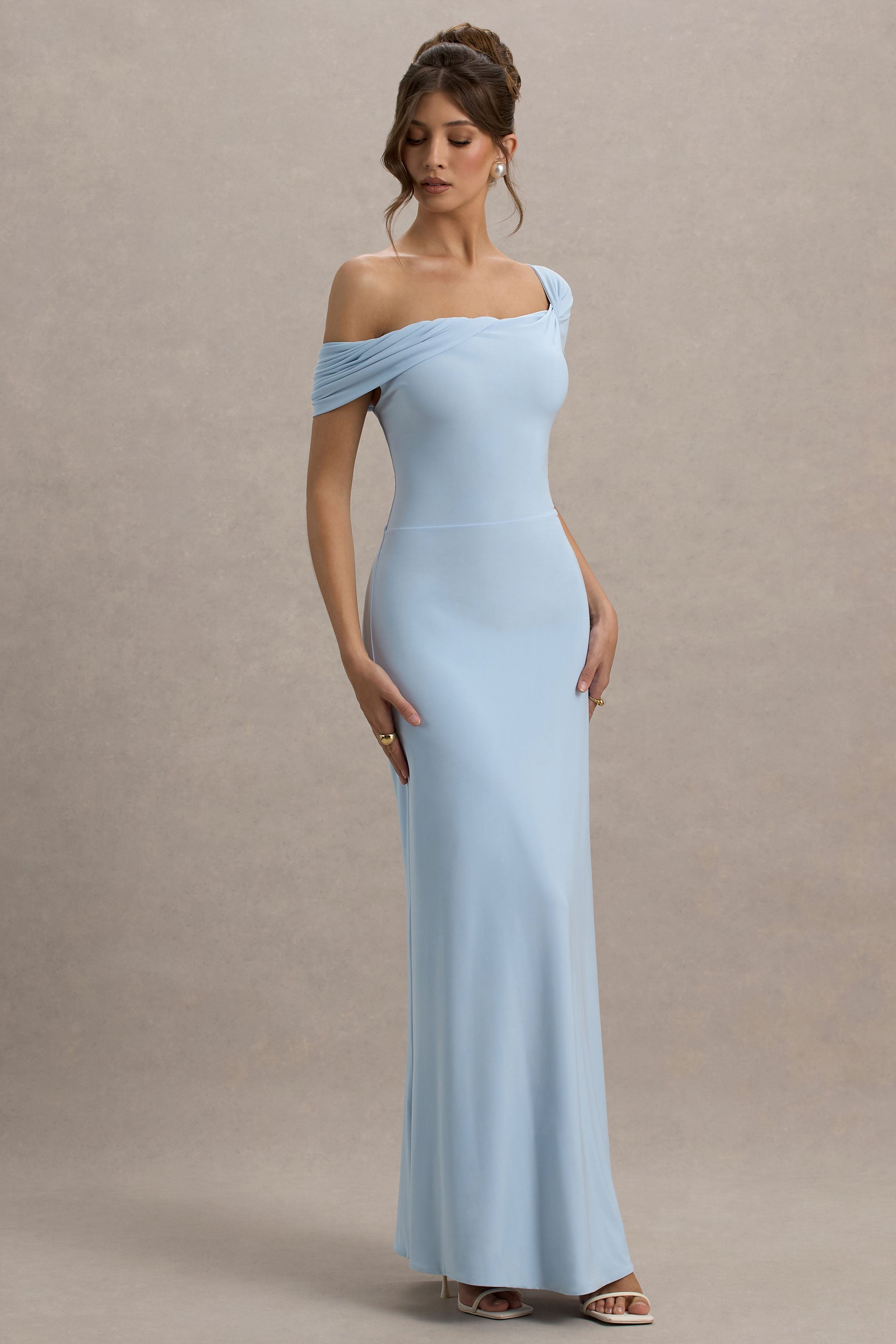 Amel | Puderblaues asymmetrisches Maxikleid