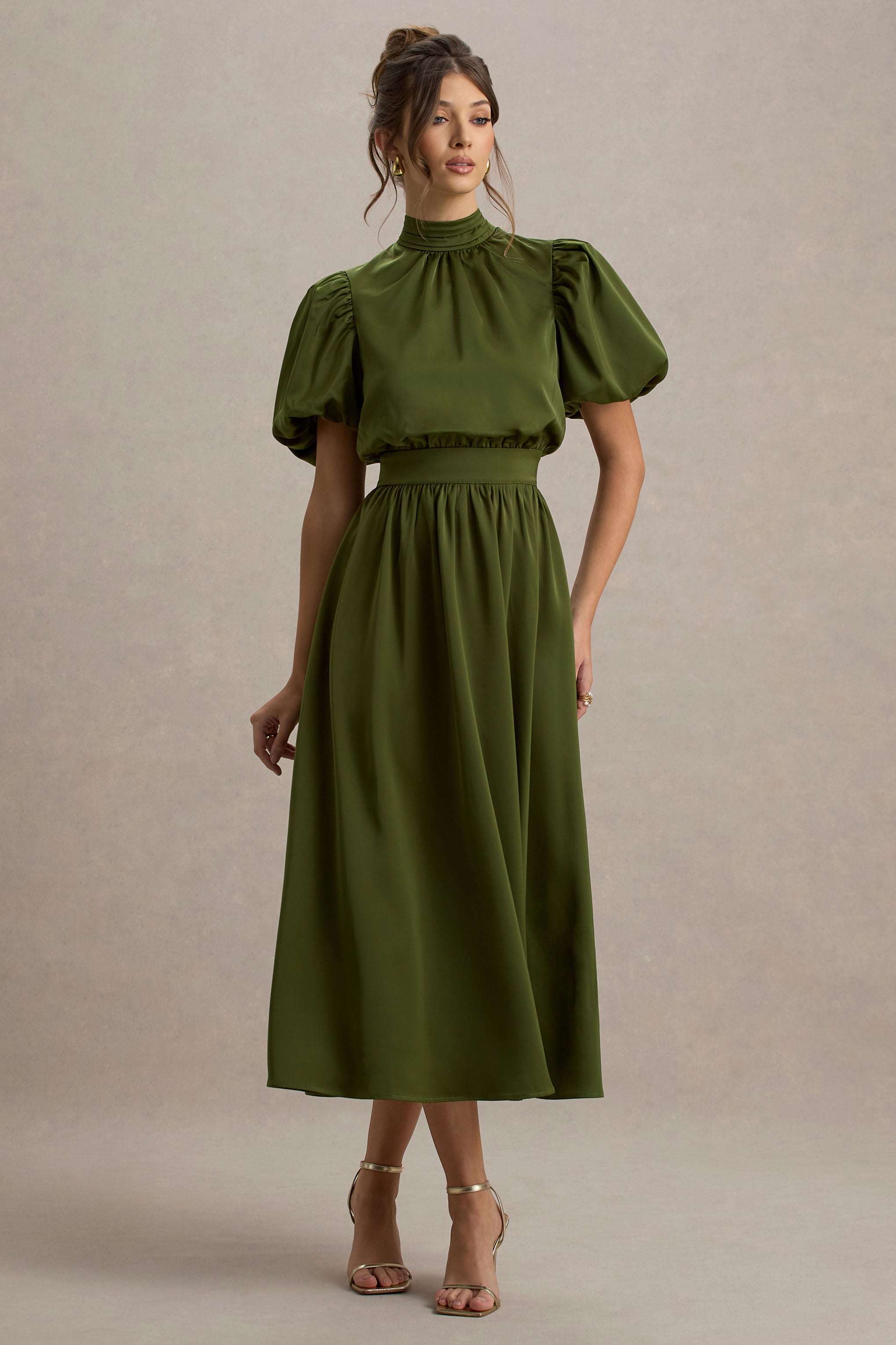 Persea | Olivenfarbenes Satin-Midikleid mit Puffärmeln und Schleife