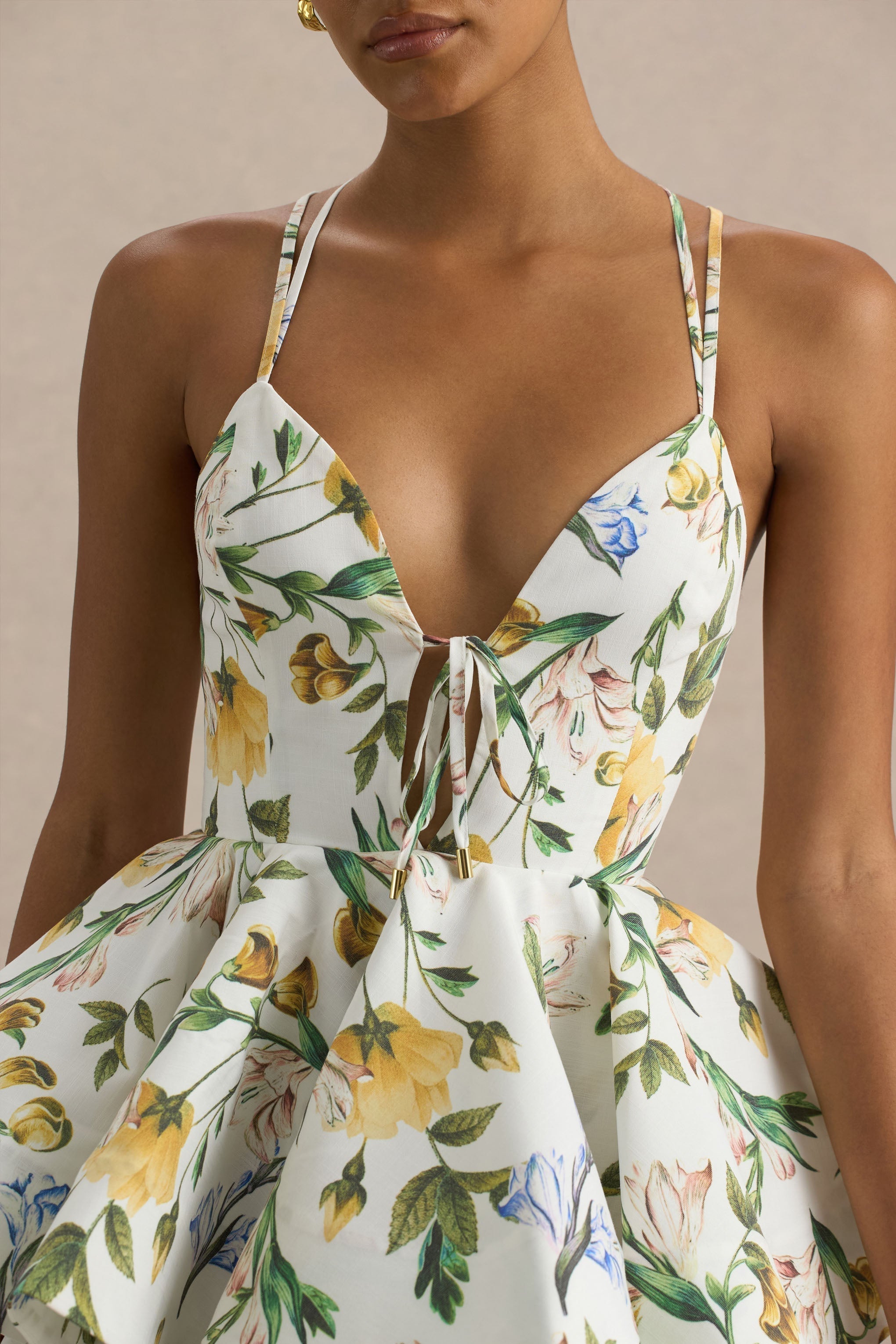 Flavia | Weißes Leinenkleid mit botanischem Print und gerafftem Skater-Minirock
