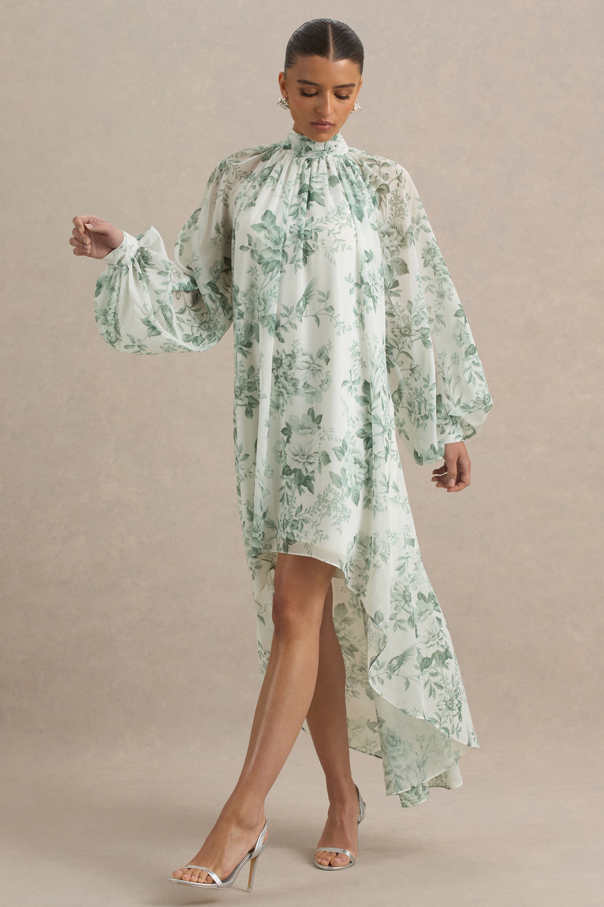 Delphia | Grünes Maxikleid mit Blumenmuster und hohem Ausschnitt