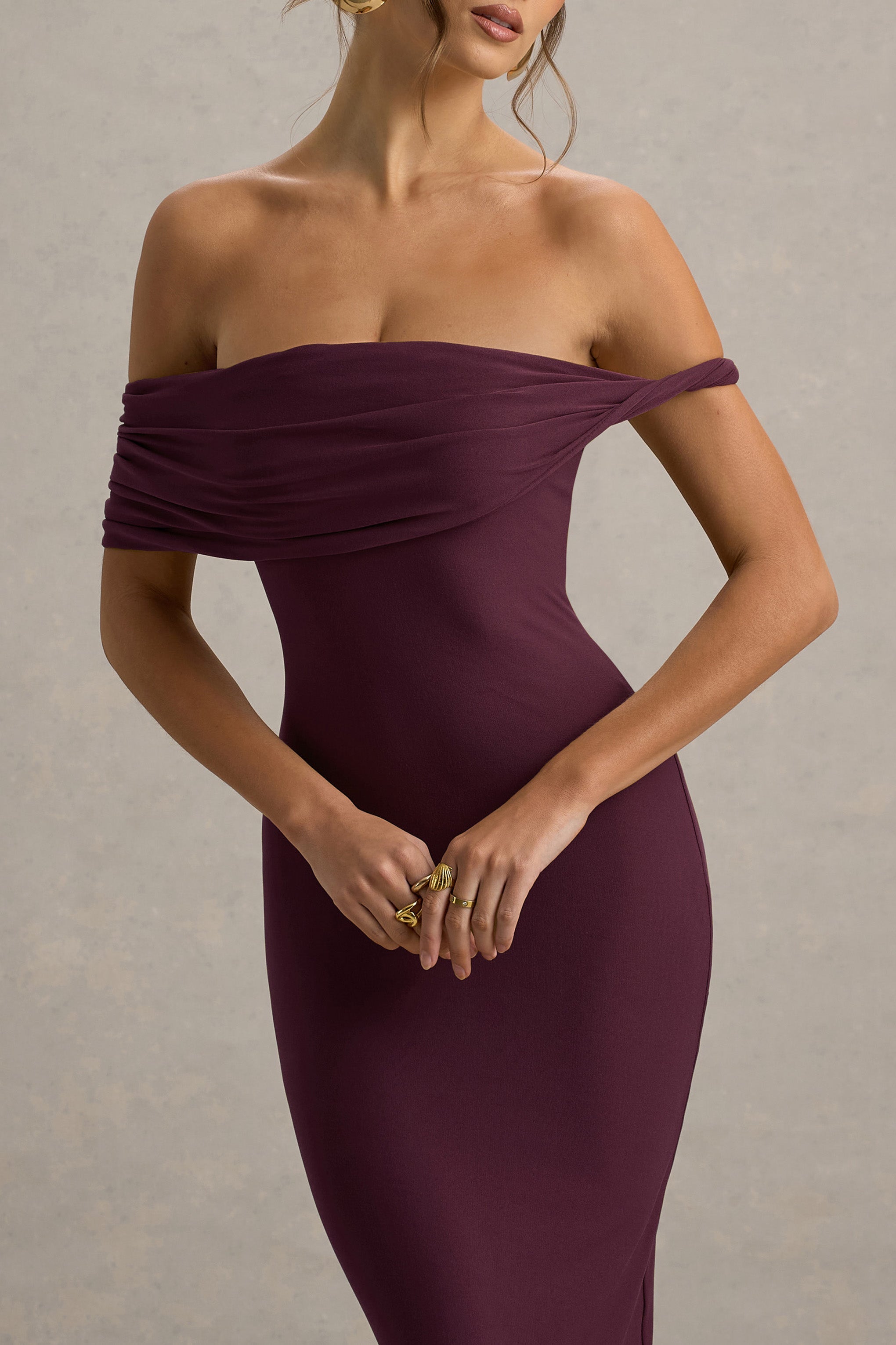Melika | Bordeauxrotes, verdrehtes Bardot-Maxikleid