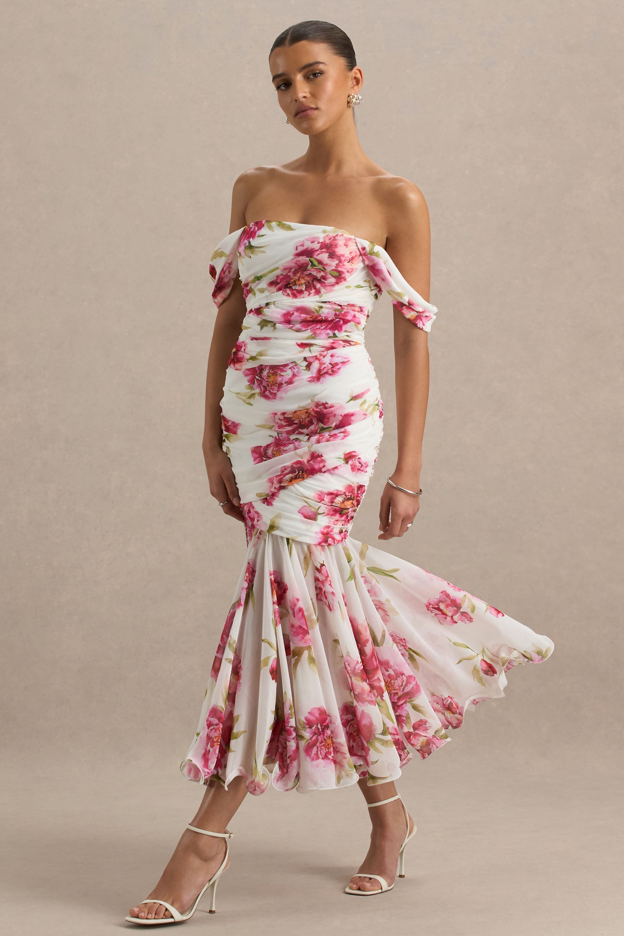 Madelyn | Cremefarbenes Maxikleid mit Blumenmuster, Bardot-Ausschnitt und kurzen Ärmeln
