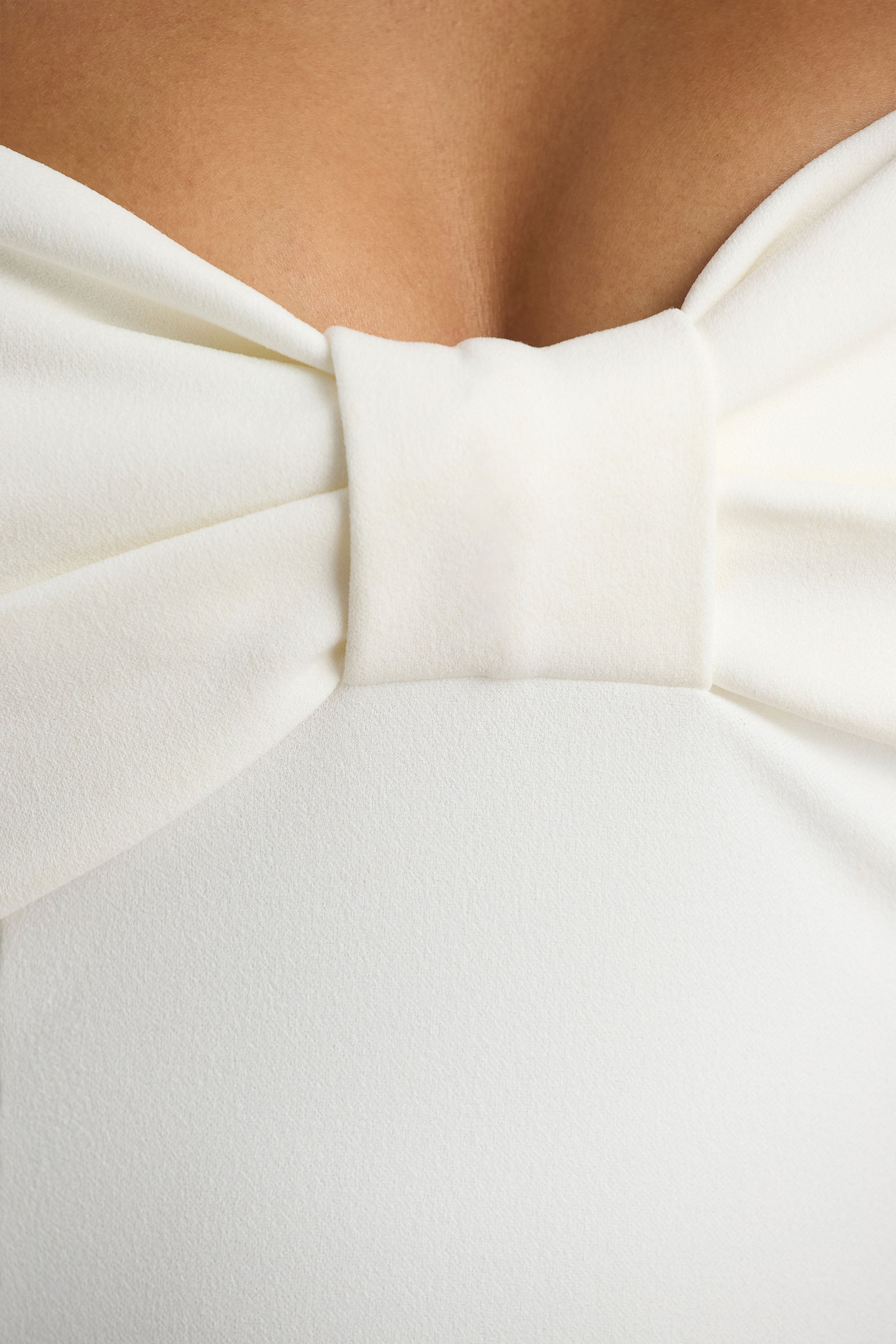 Bayshore | Weißes Bardot-Midikleid mit Schleife