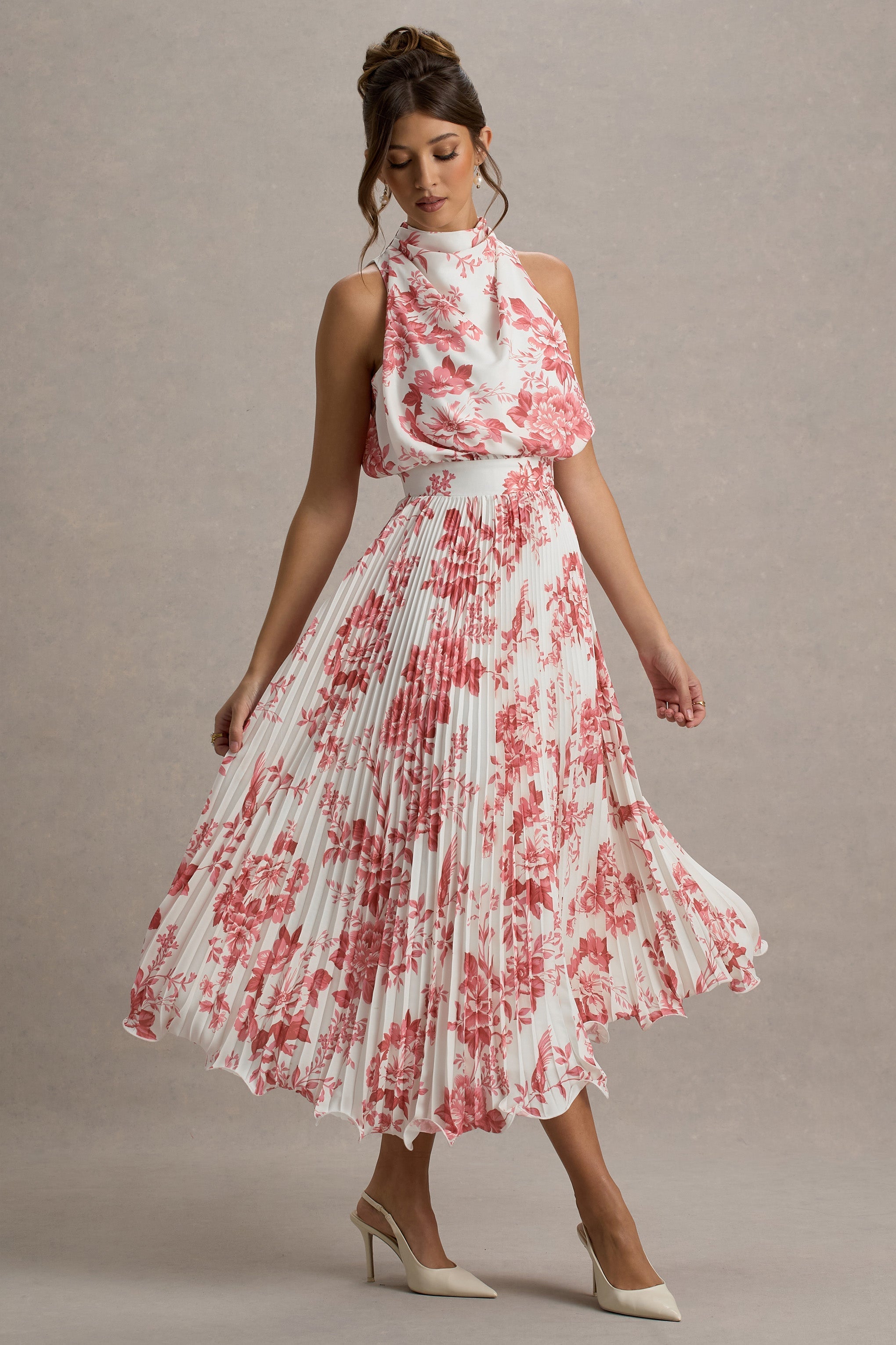 Nila | Rosa Porzellan-Druck Cowl-Neck Midikleid mit Plisseerock.