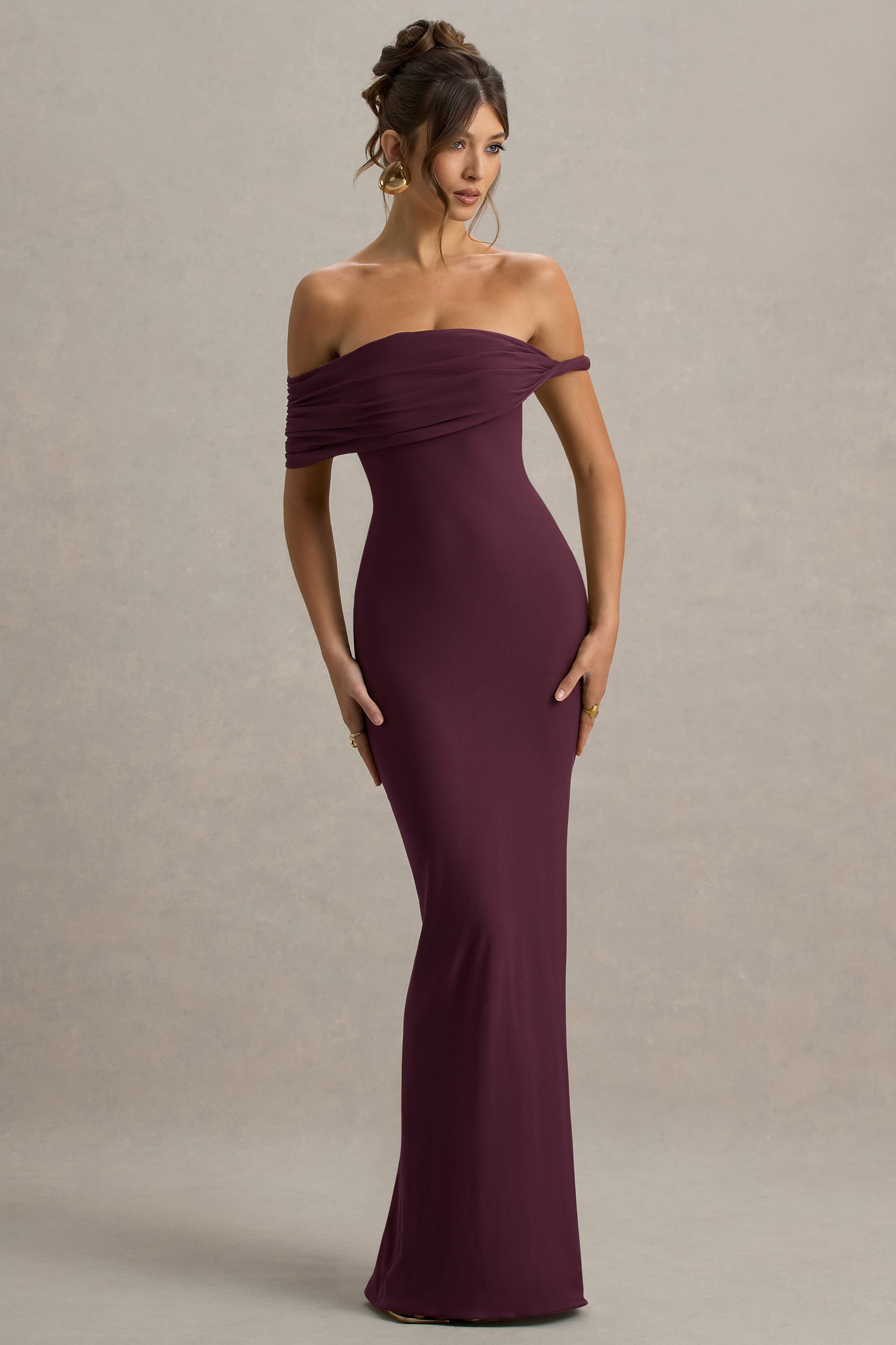 Melika | Bordeauxrotes, verdrehtes Bardot-Maxikleid