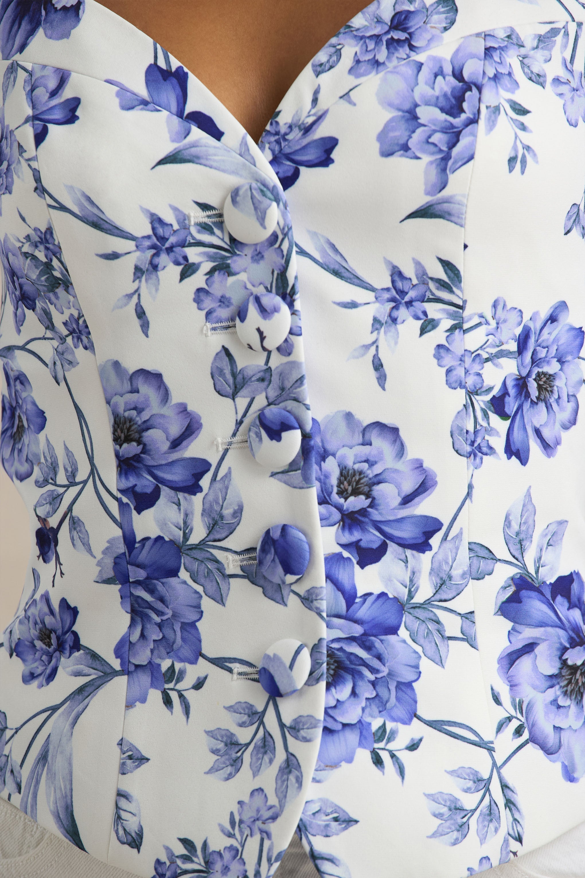 Olympia | Blaues Oberteil mit Blumenmuster und Sweetheart-Ausschnitt, tailliert
