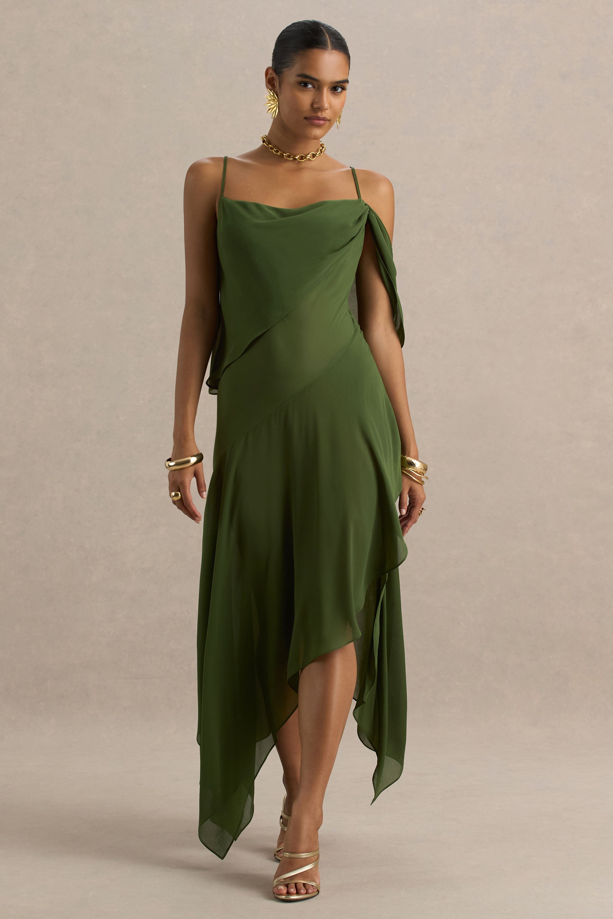 Tiara | Grünes asymmetrisches Midikleid mit Drapierung und offenem Rücken.