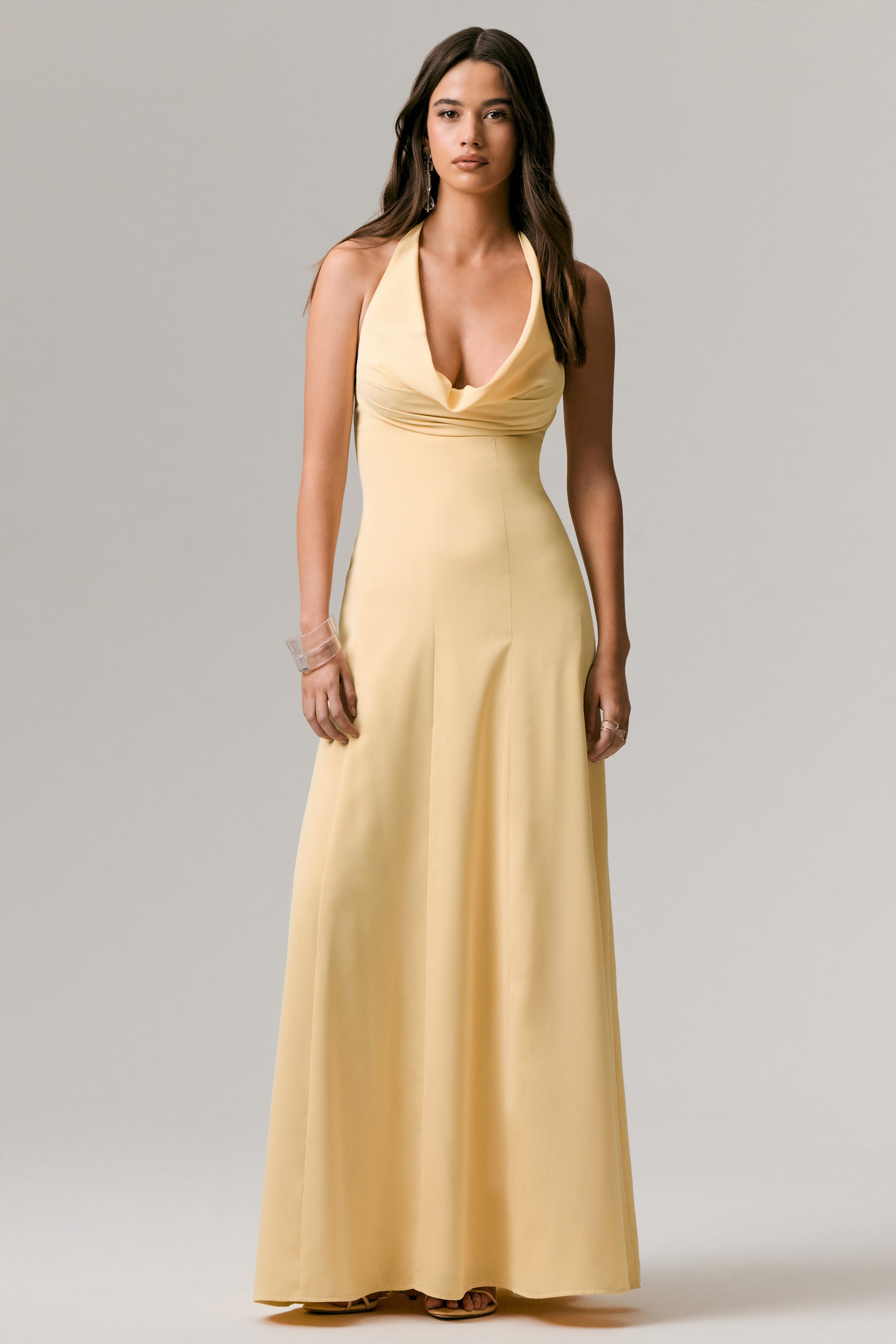 Undeniable | Zitronengelbes Maxikleid mit tiefem V-Ausschnitt und Drapierung