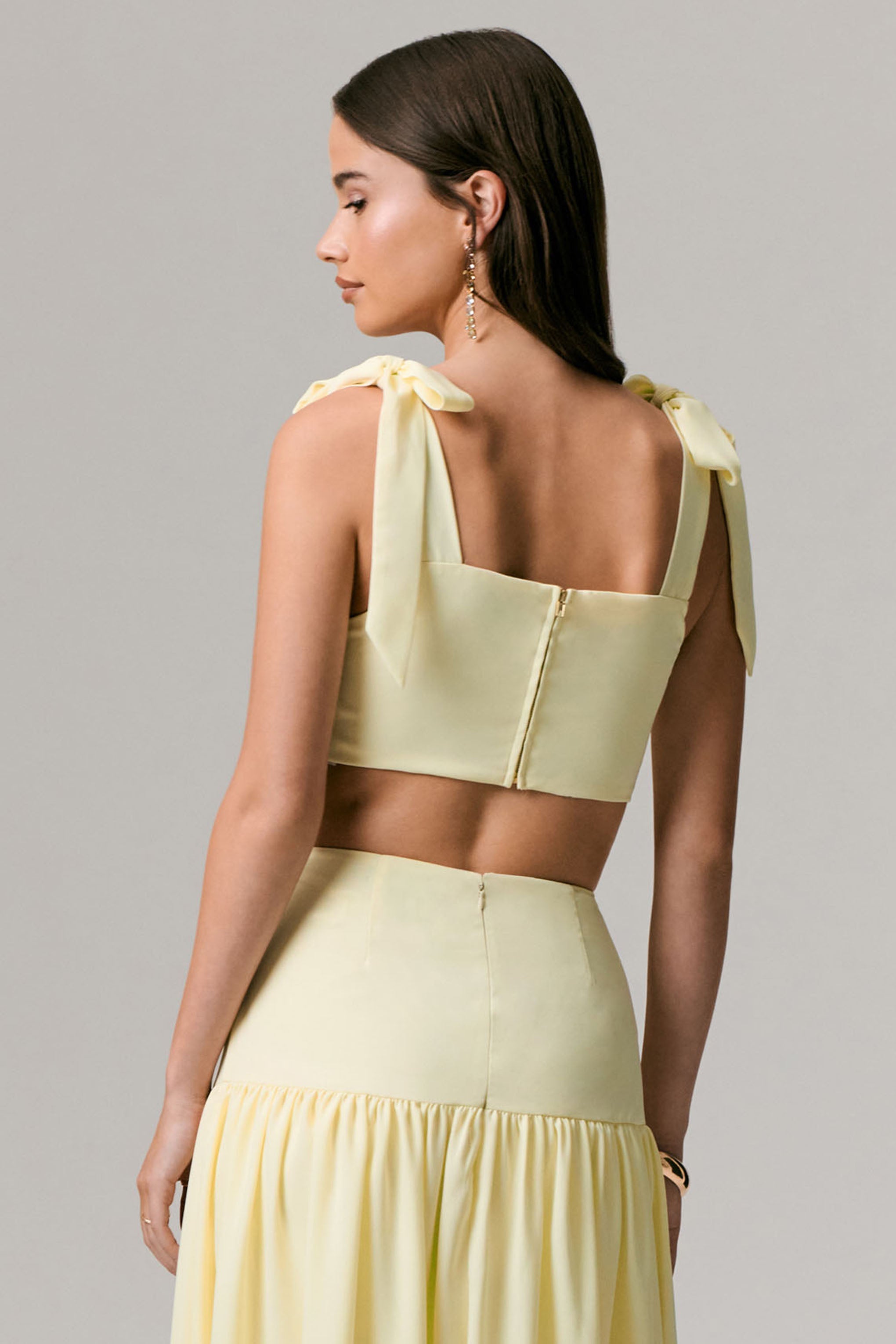 Elodie | Zitronengelbes Cropped-Top mit Bindeträgern