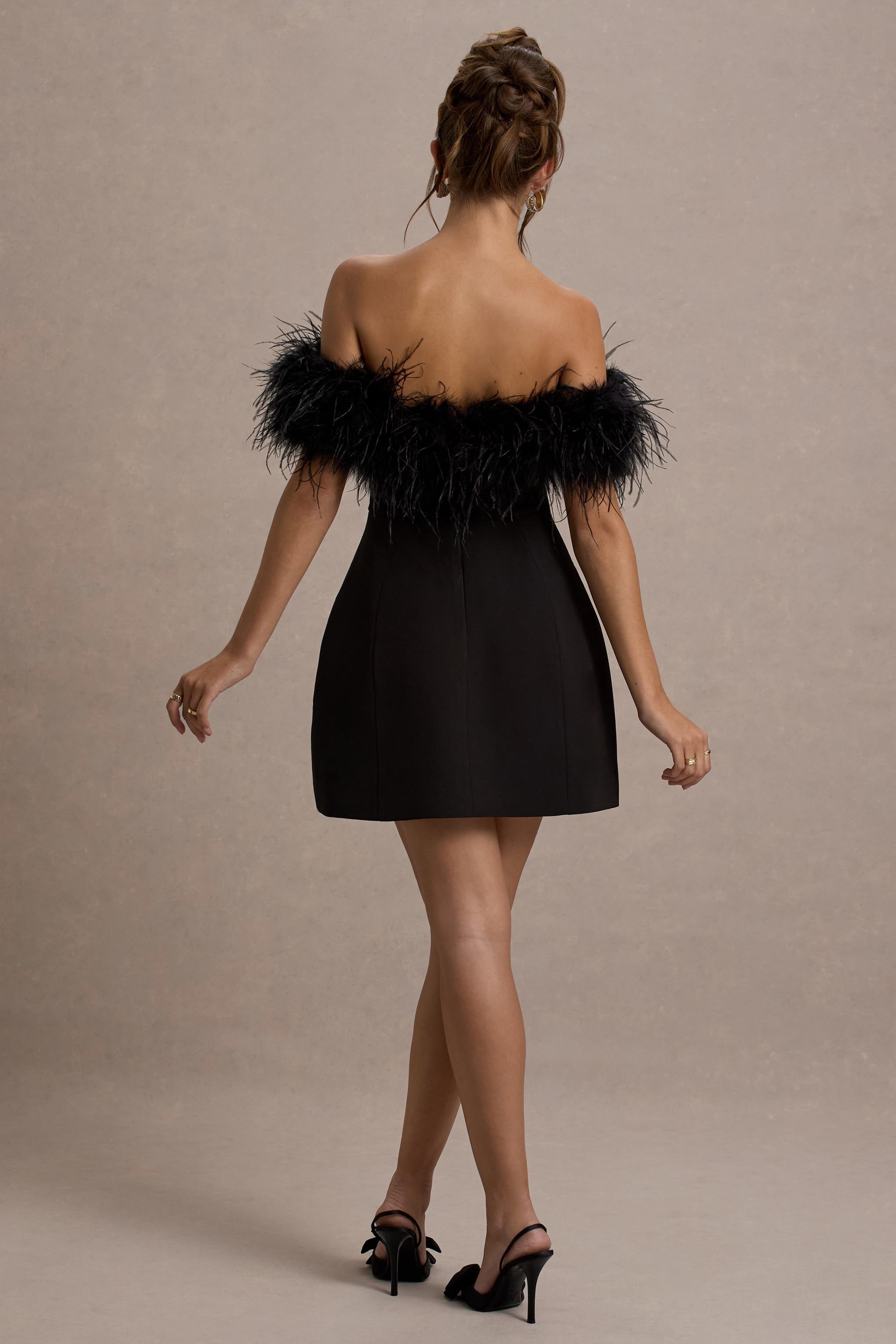 Palace | Schwarzes Bardot-Minikleid mit Federbesatz