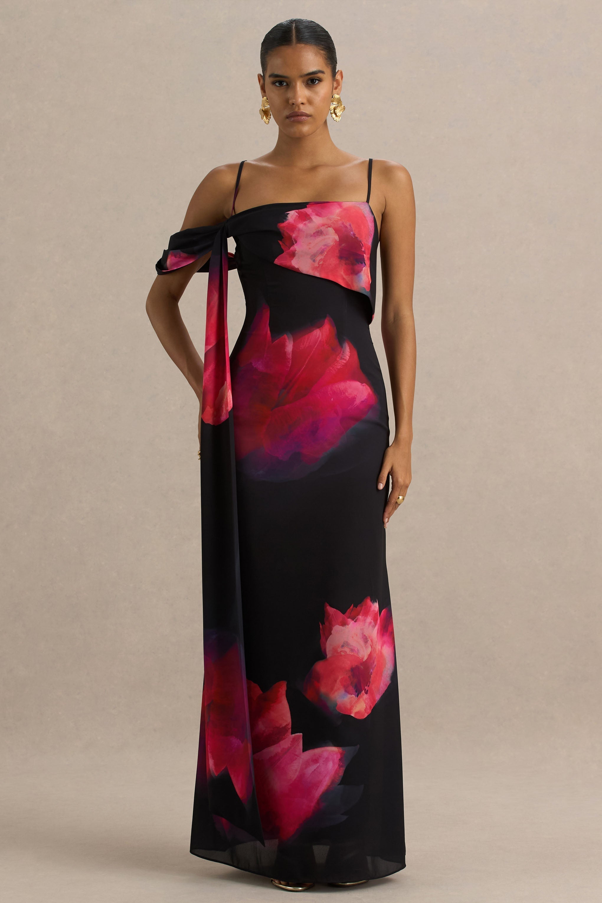 Leonara | Schwarz-rosa Blumenmuster-Maxikleid mit Wasserfallausschnitt und einem Ärmel