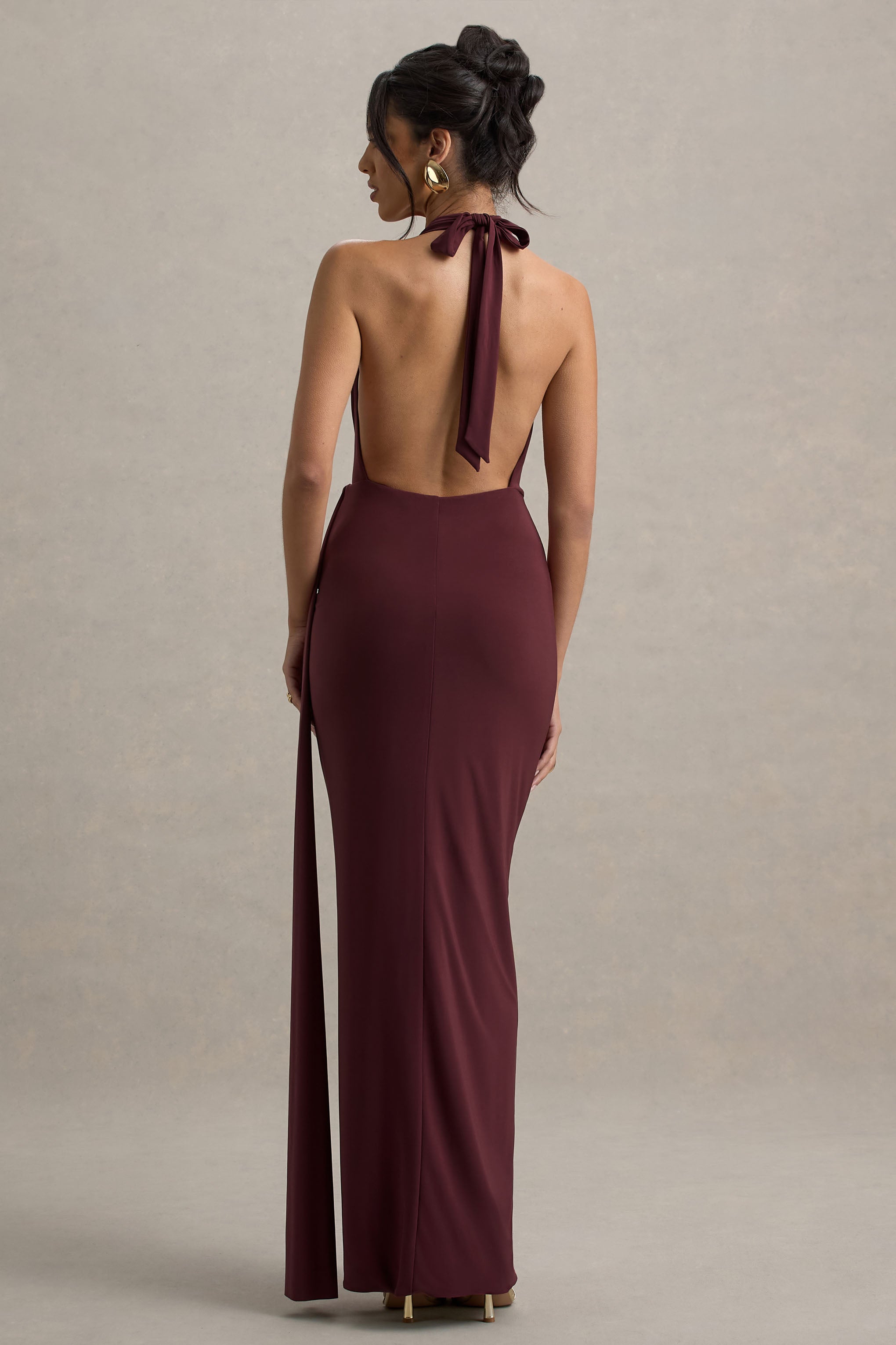Rosina | Burgunderrotes drapiertes Maxikleid mit Halterneck und Schleife