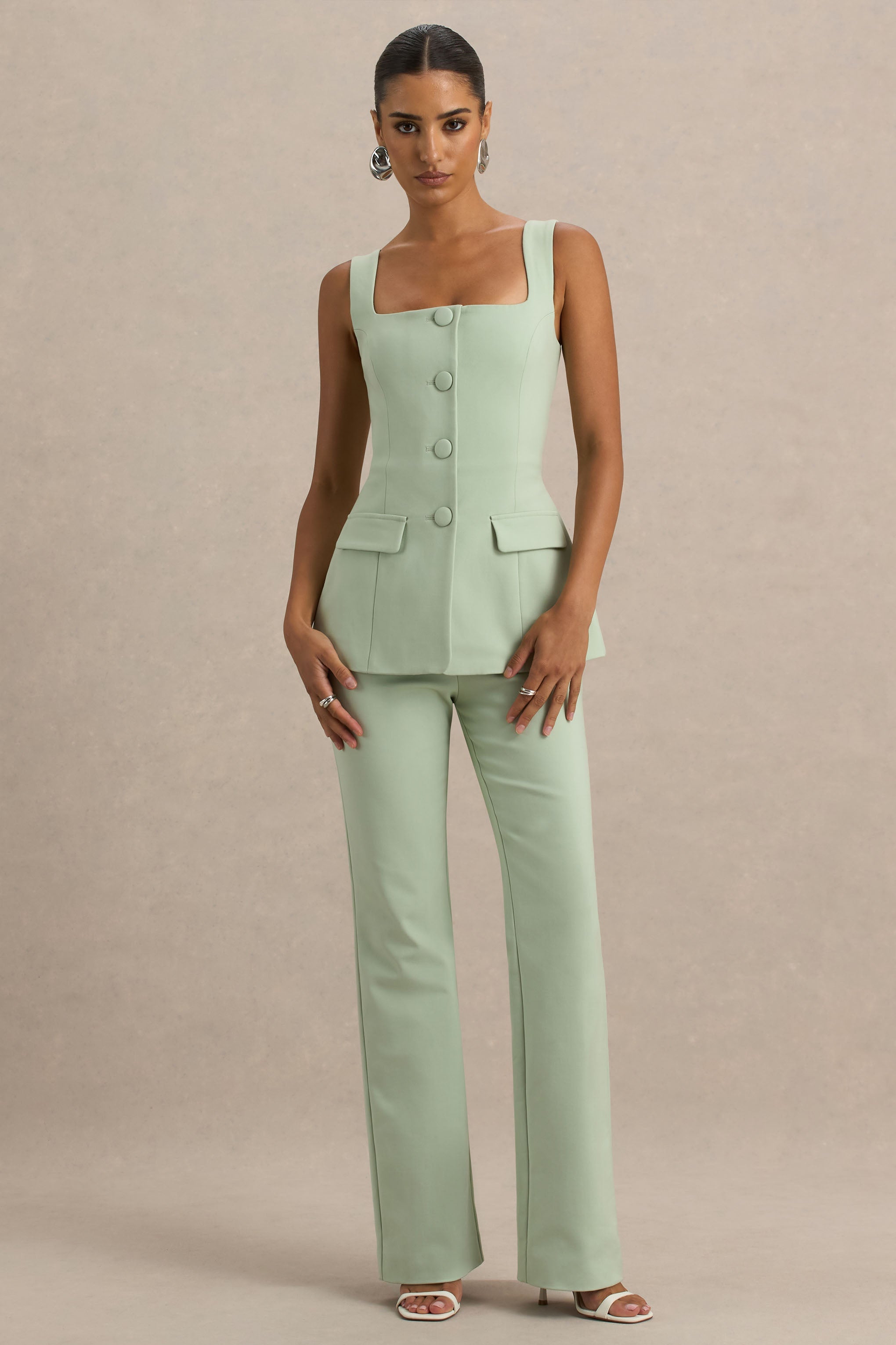 Aceline | Hellgrüner Jumpsuit mit eckigem Ausschnitt und taillierter Passform