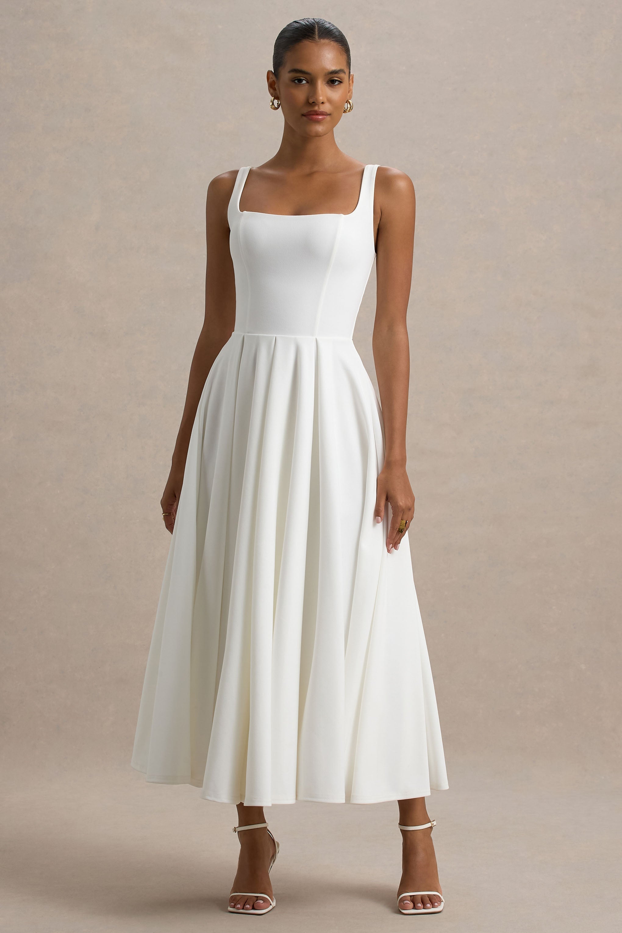 Parina | Weißes Midikleid mit Trägern und Volantsaum