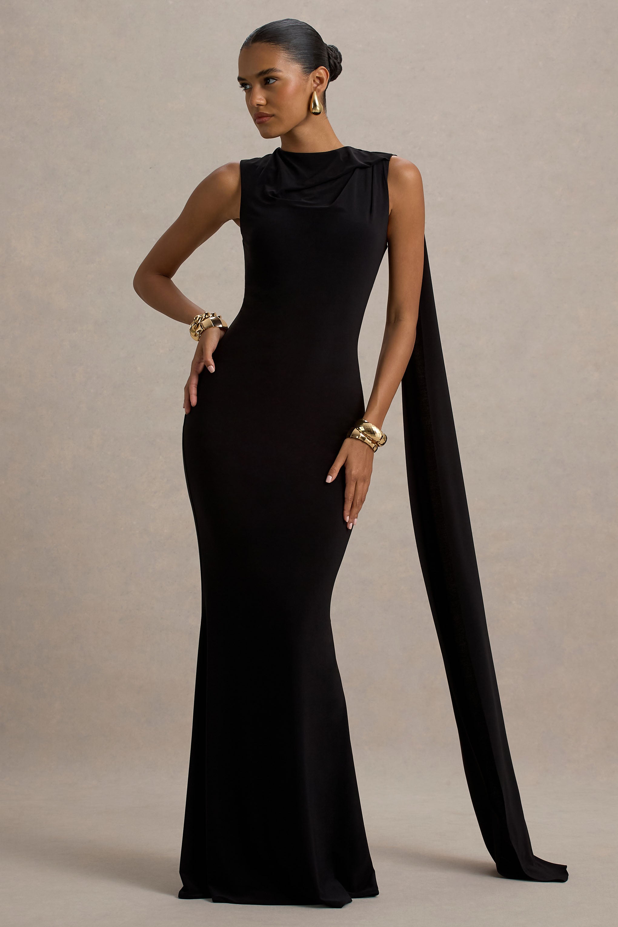 Mia | Schwarzes Maxikleid mit Bindegürtel