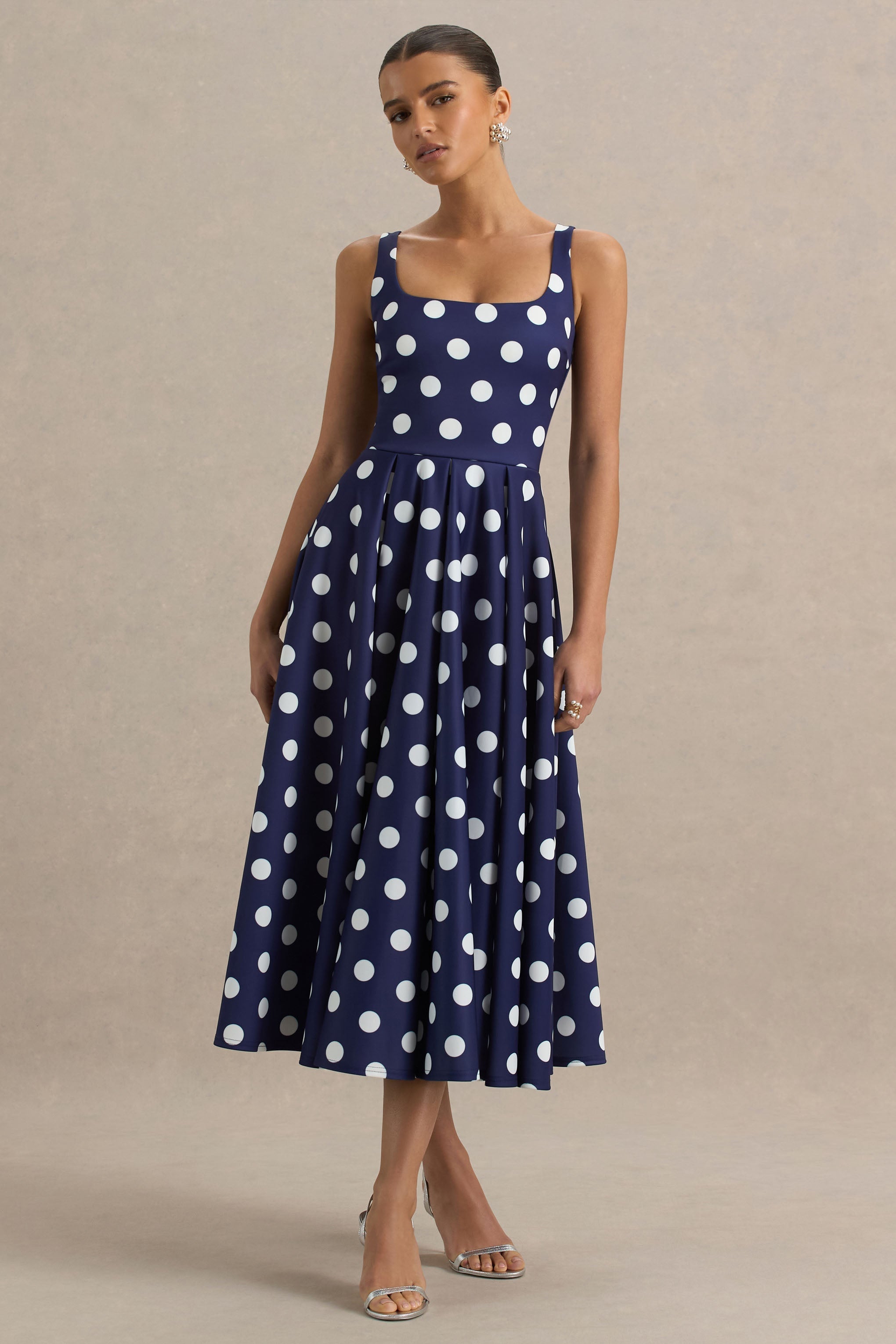 Berta | Marineblau-weißes Midikleid mit Polka-Dots und eckigem Ausschnitt