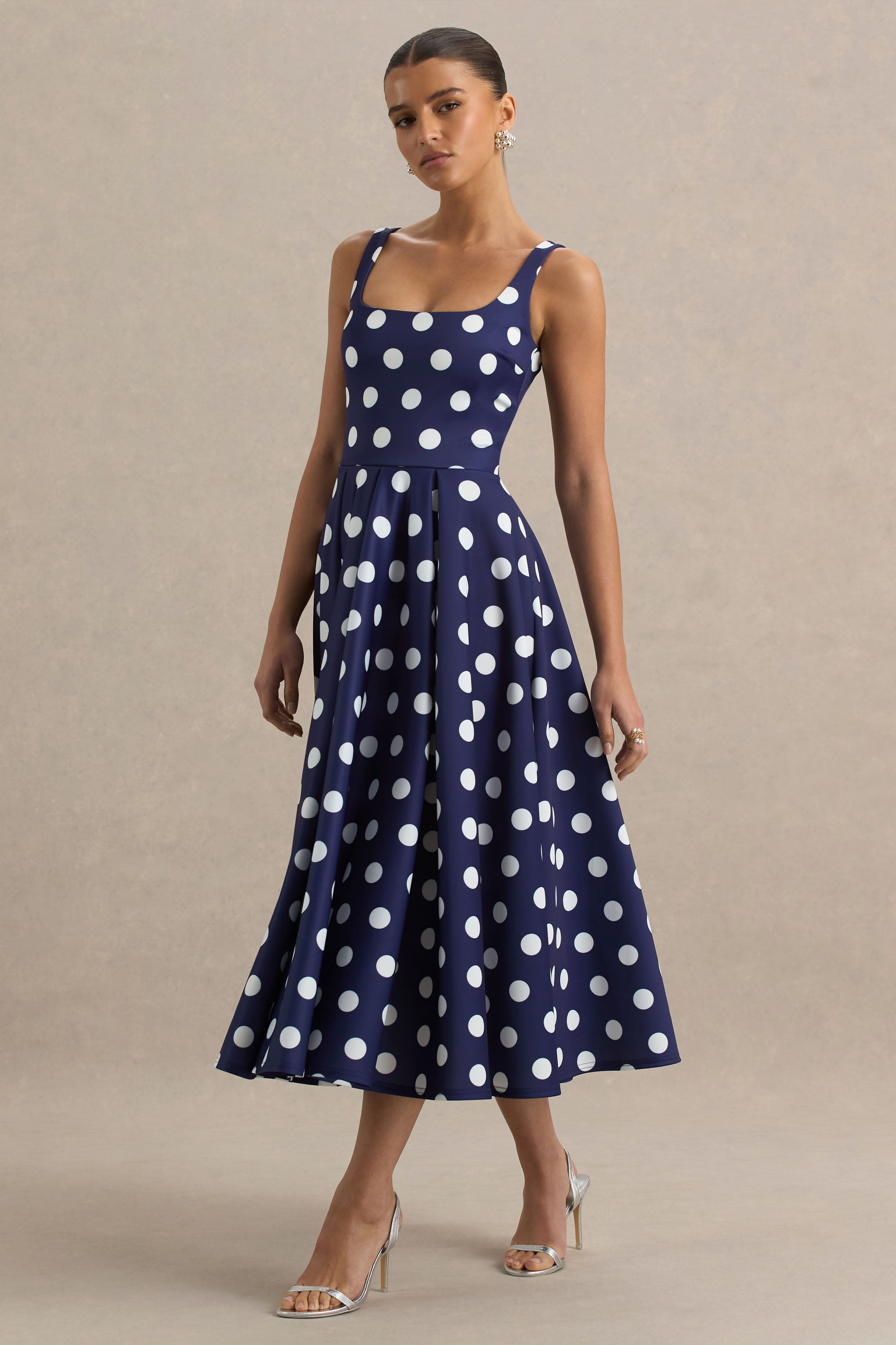 Berta | Marineblau-weißes Midikleid mit Polka-Dots und eckigem Ausschnitt