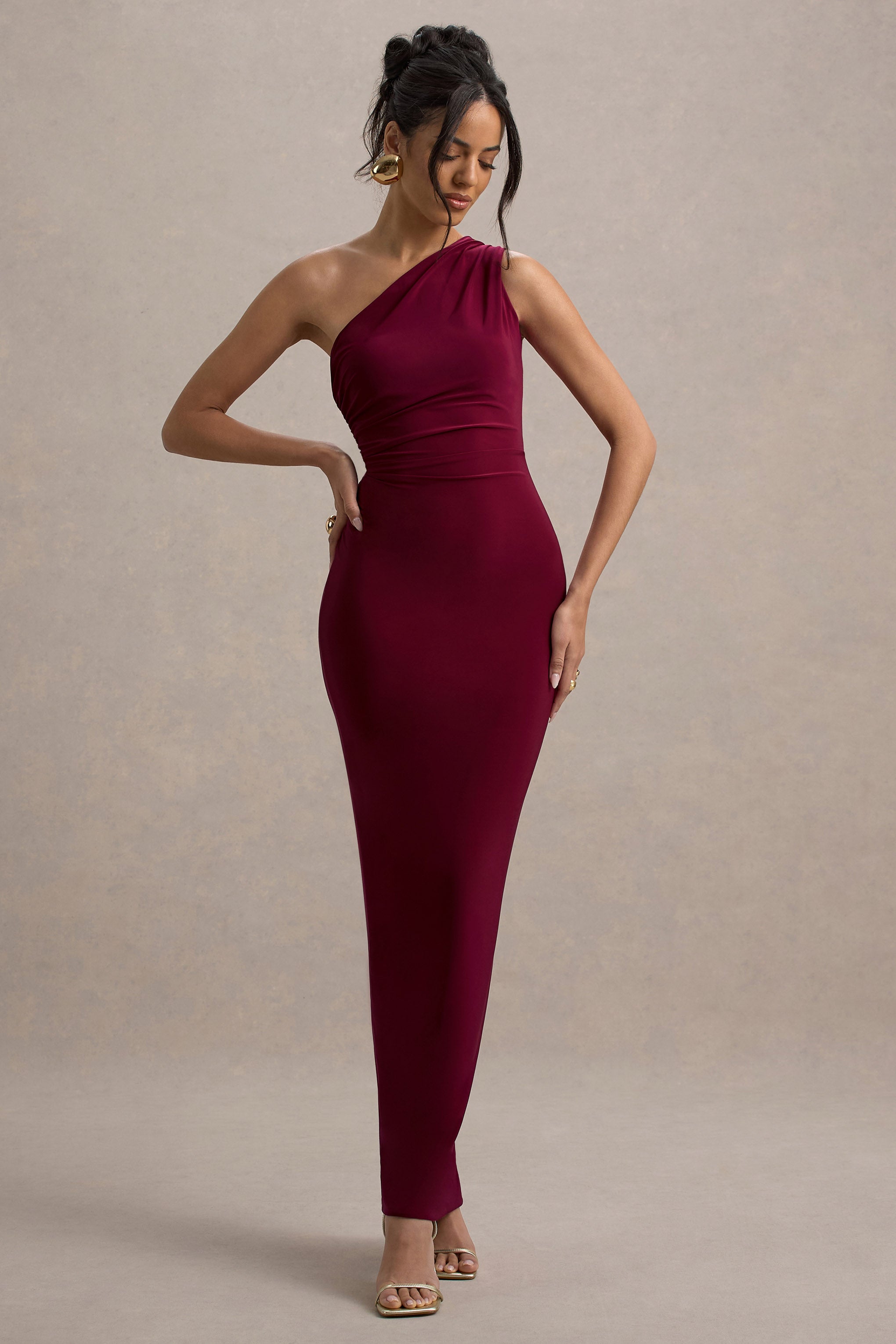 Venetia | Burgunderrot Maxi-Kleid mit Ein-Schulter-Design und Rückenschnürung